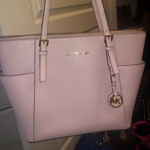 Michael Kors Jet Set Tote